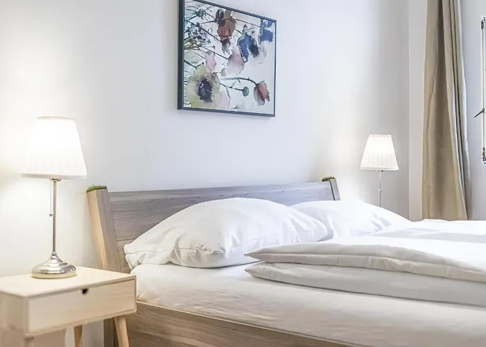 Affordable 2br Apt-near Wiener Stadthalle Apartment Wien