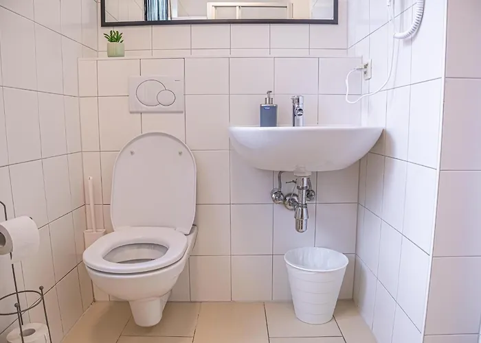 Affordable 2br Apt-near Wiener Stadthalle Apartment Wien
